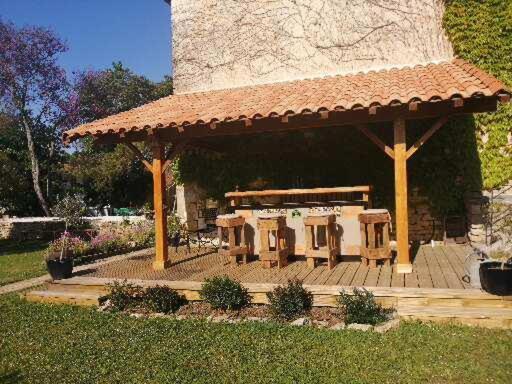 Traditional Stone Cottage Condac Exterior photo